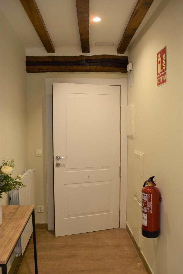 לסאקה Peritxenea Landa Apartamentuak מראה חיצוני תמונה