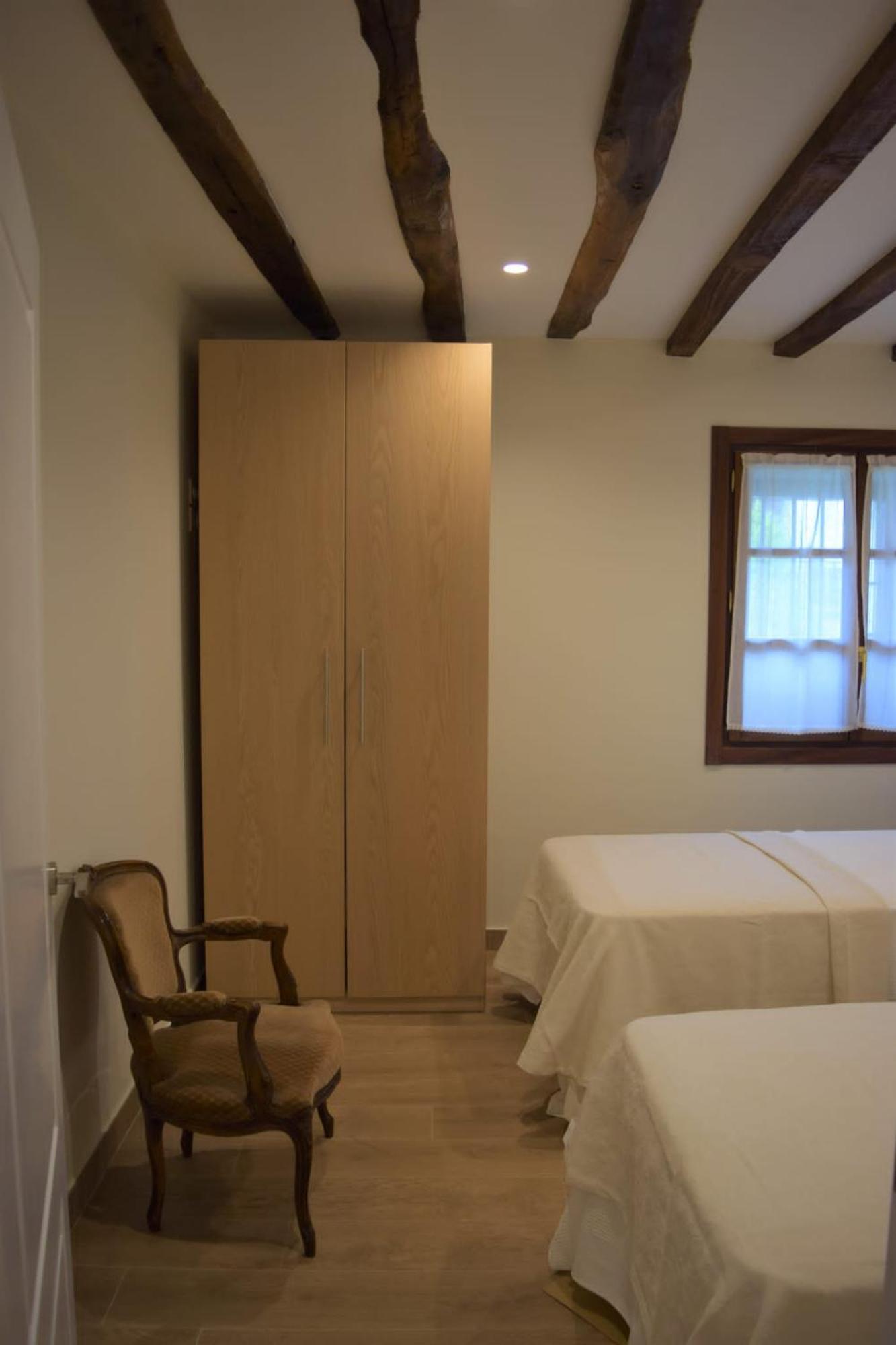 לסאקה Peritxenea Landa Apartamentuak מראה חיצוני תמונה