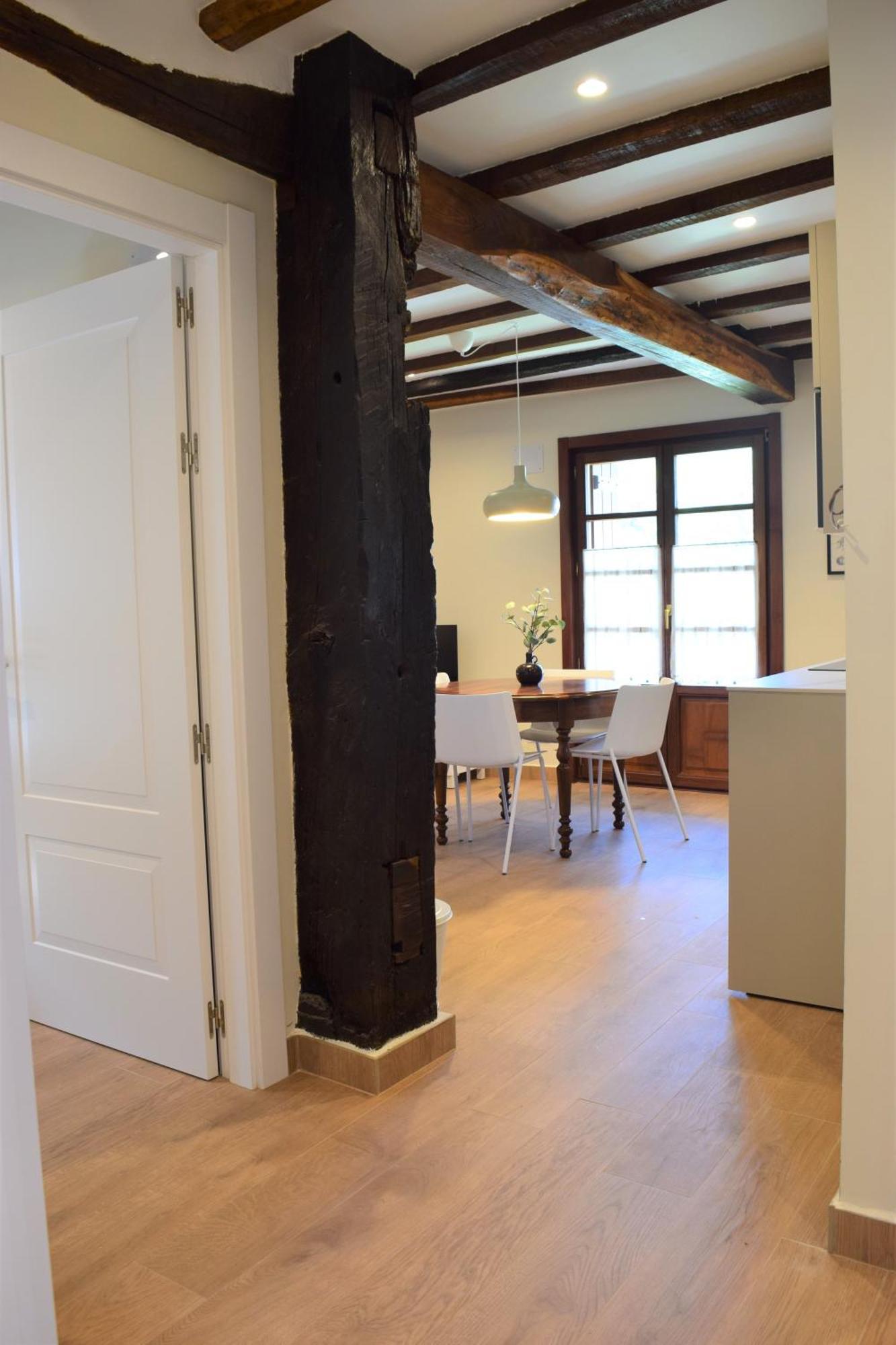 לסאקה Peritxenea Landa Apartamentuak מראה חיצוני תמונה